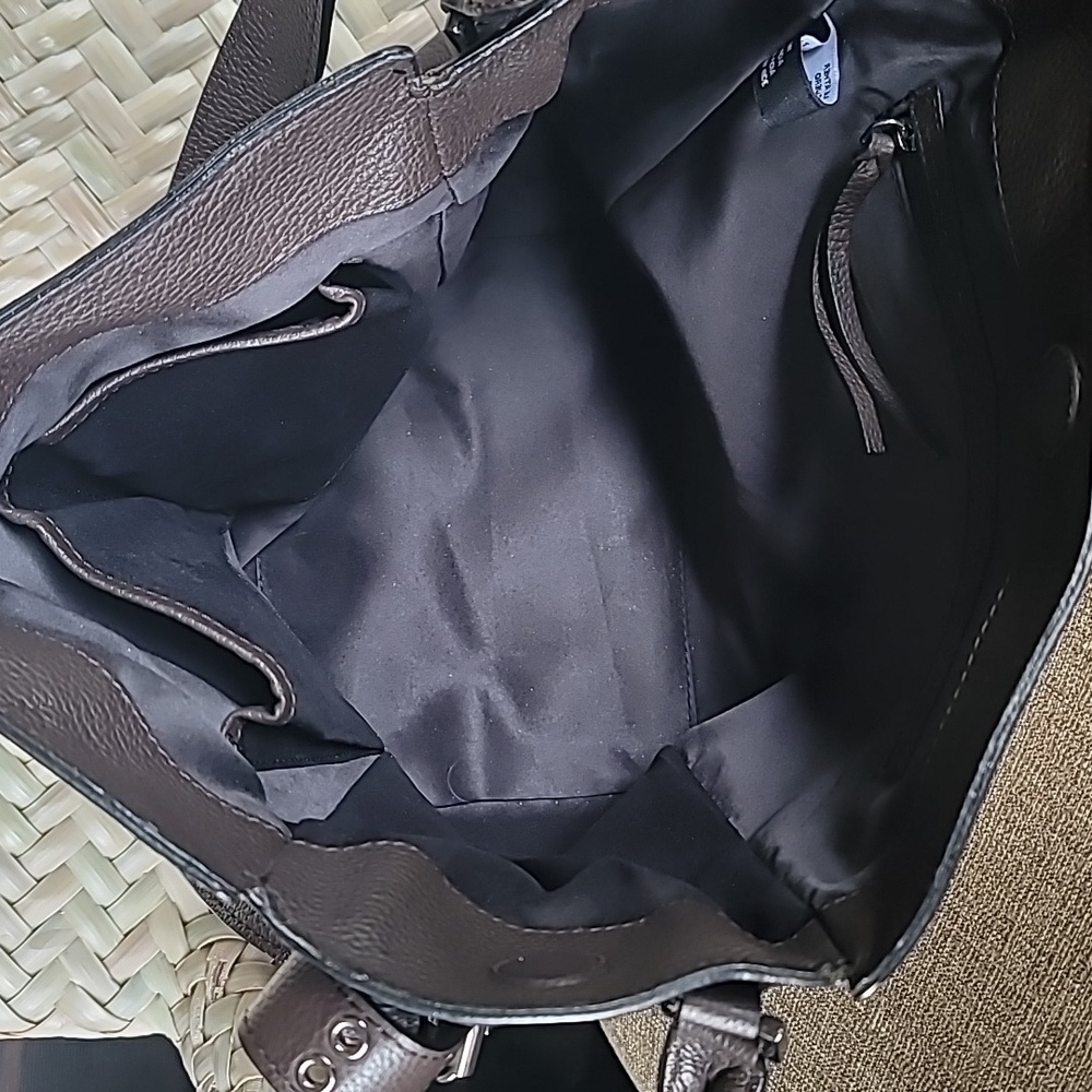 T TAHARI leather snake-skin detailed tote shoulder bag in Dark chocolate - Picture 2 of 10